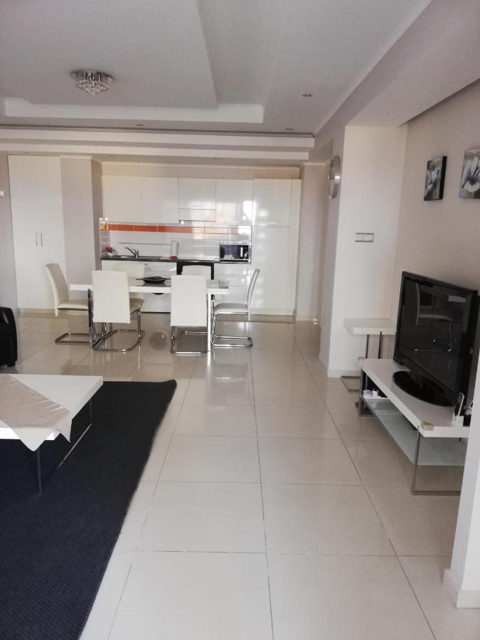 Darlex Apartments Galatex Beach Center Limassol Eksteriør billede