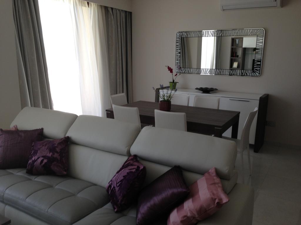 Darlex Apartments Galatex Beach Center Limassol Værelse billede