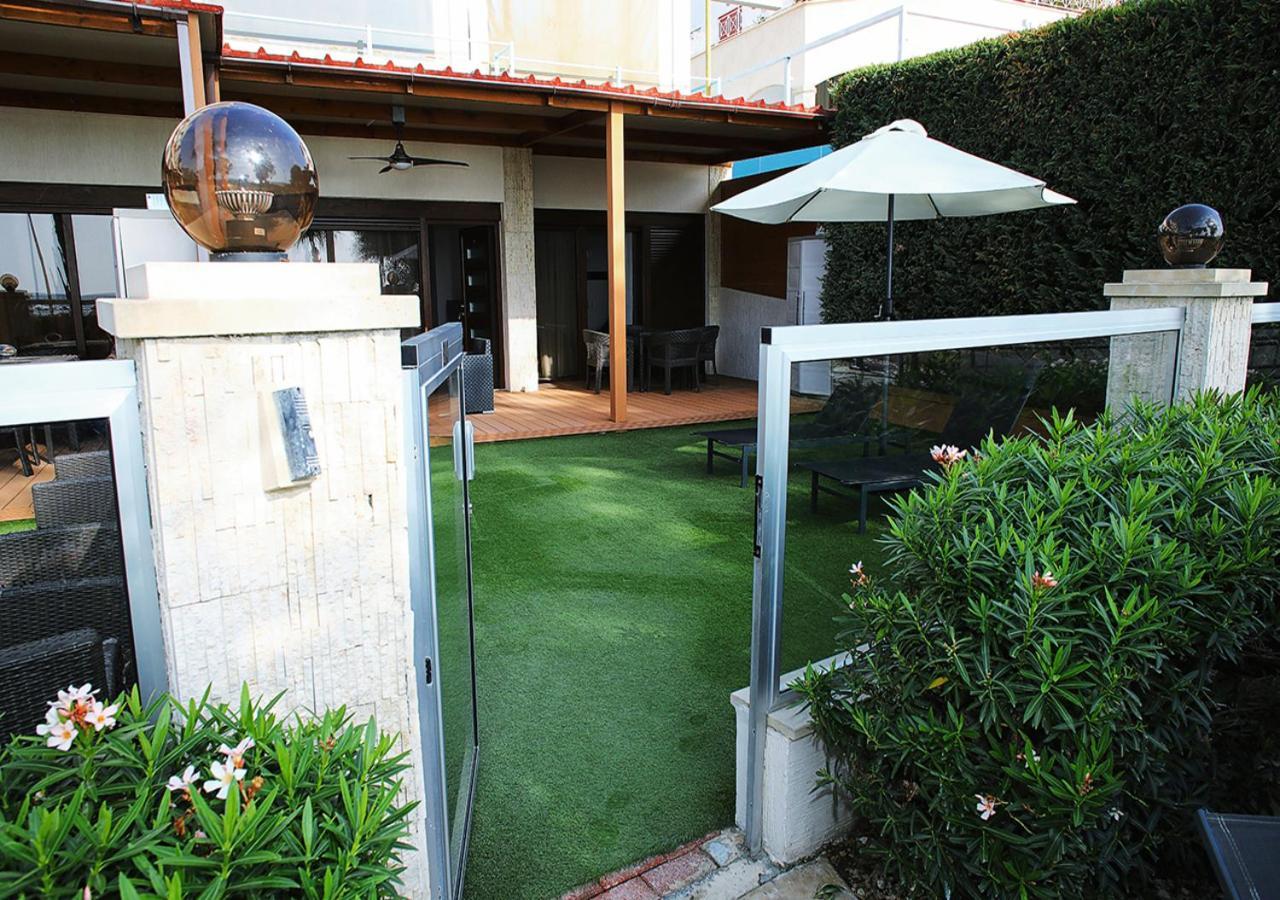 Darlex Apartments Galatex Beach Center Limassol Eksteriør billede