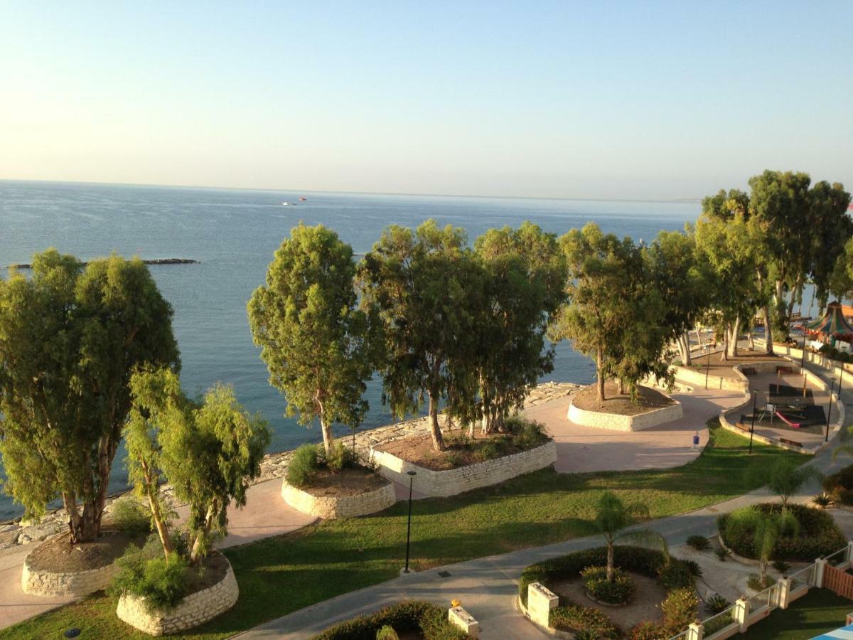 Darlex Apartments Galatex Beach Center Limassol Eksteriør billede