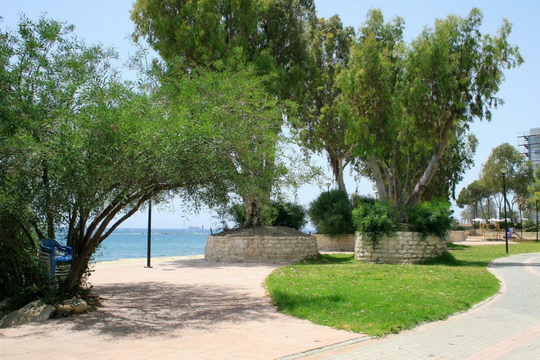 Darlex Apartments Galatex Beach Center Limassol Eksteriør billede
