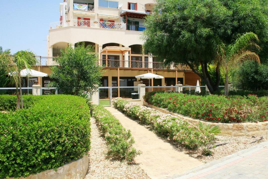 Darlex Apartments Galatex Beach Center Limassol Eksteriør billede